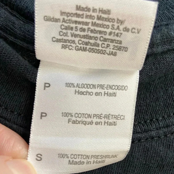 Pink Australian 2009 Funhouse Tour T-shirt womens size small 2 Sided Graphics - Picture 8 of 8